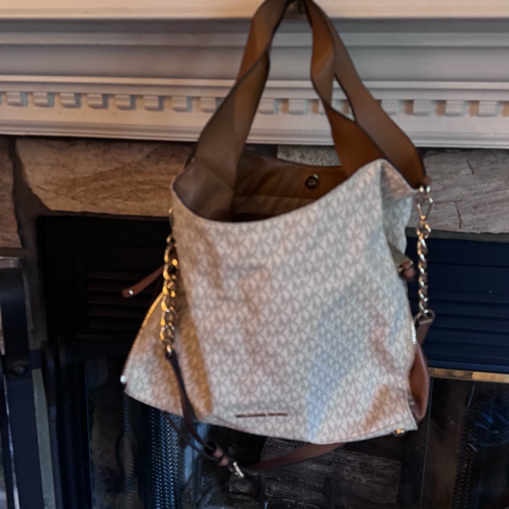 Michael Kors Cream and Tan Women's Bag